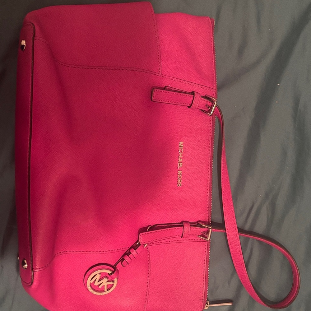 Michael Kors Fuchsia Tote Bag and Wallet